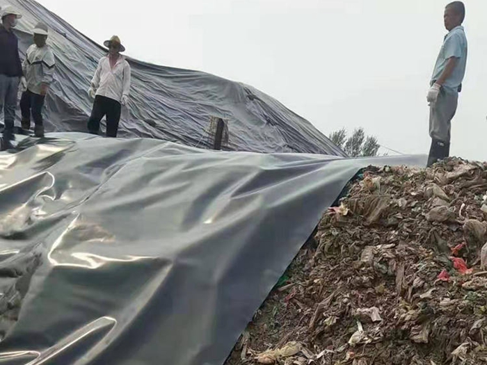 在垃圾填埋場中采用什么規(guī)格的土工膜？